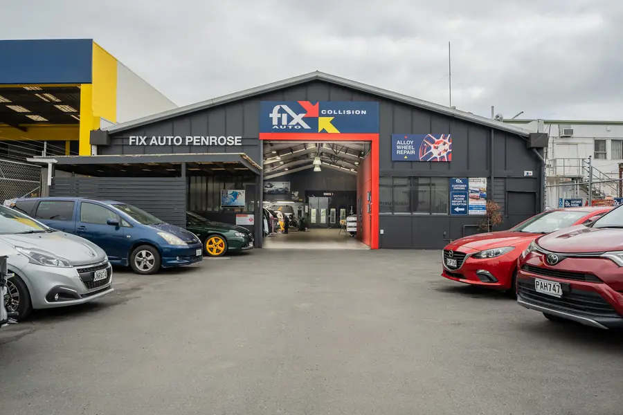 Fix Auto Penrose workshop frontage on Neilson Street